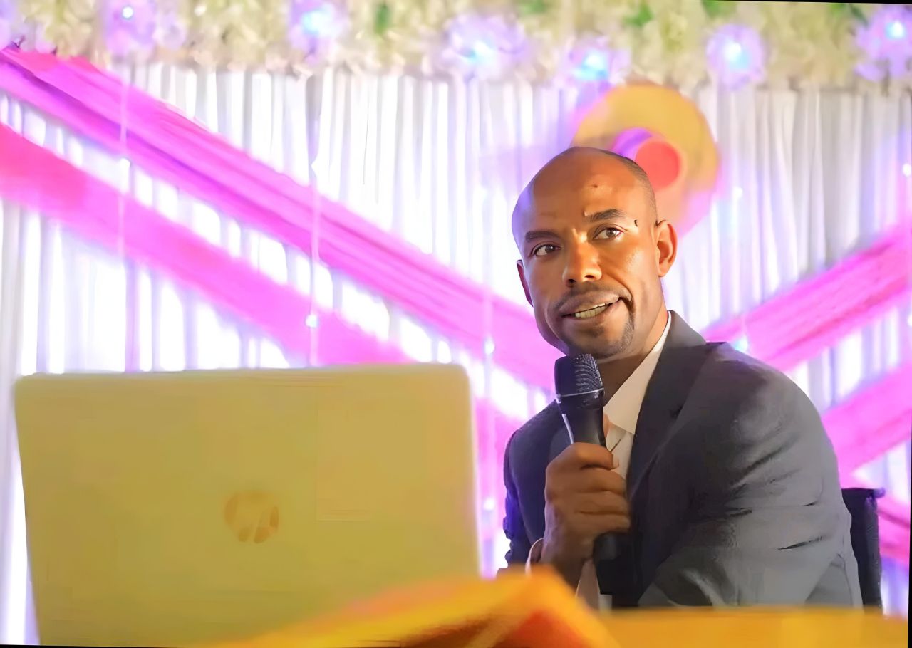 የዘመነ ዲጂታል ኢኮኖሚ የዕድገታችን መሰረት ነው'' በሚል መሪ ቃል የሀላባ ዞን ሳይንስና ኢንፎርሜሽን ቴክኖሎጂ መምሪያ ከዞኑ ት/ት መምሪያ ጋር በመሆን የተዘጋጀ የፈጠራ ስራዎች ውድድር፣ ባዛር ፣ የፈጠራ ስራዎች ኤግዚቢሽን እና ፓናል ውይይት መድረክ ተካሄደዋል።